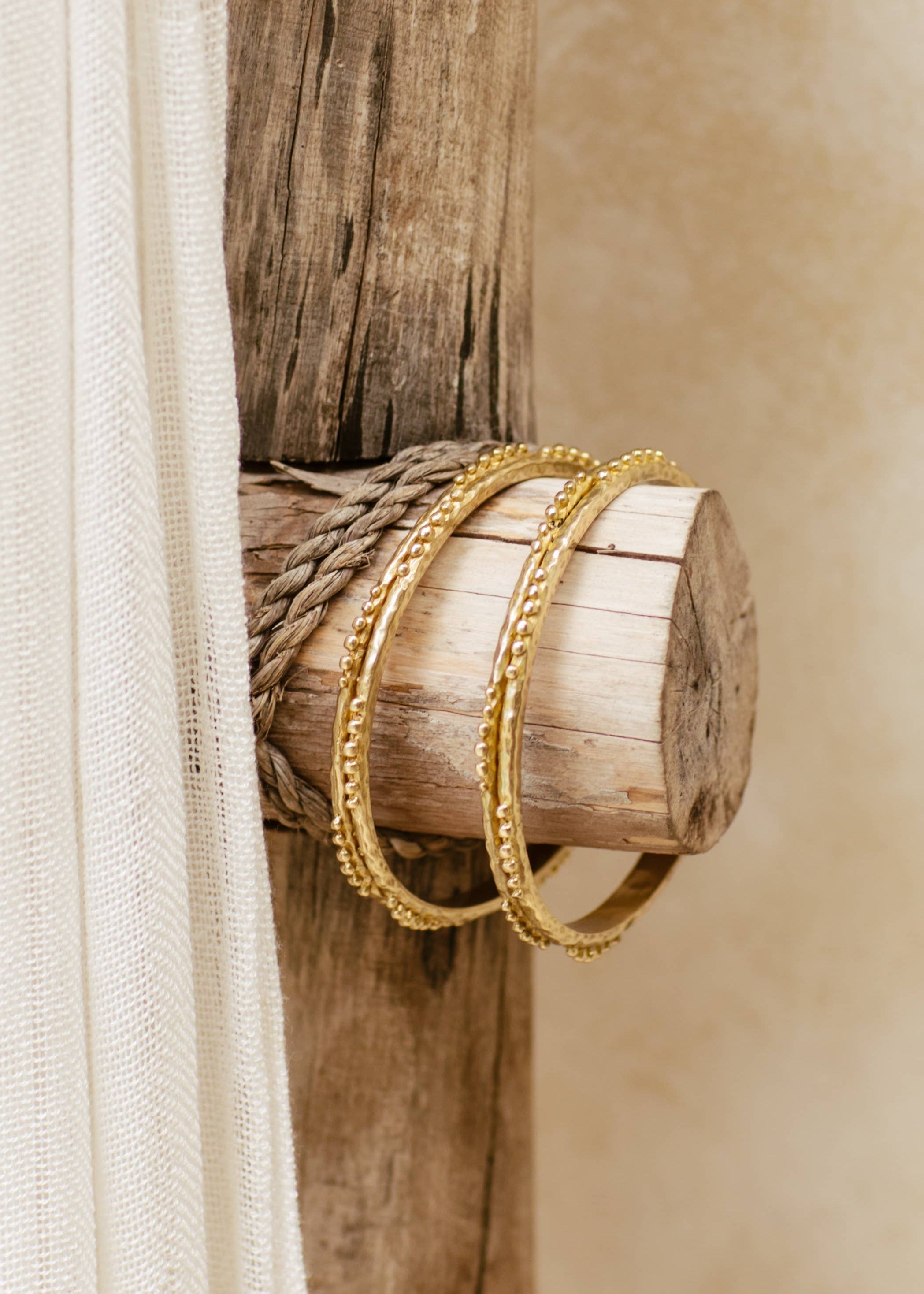 Nakila Collective: Raja Bangle