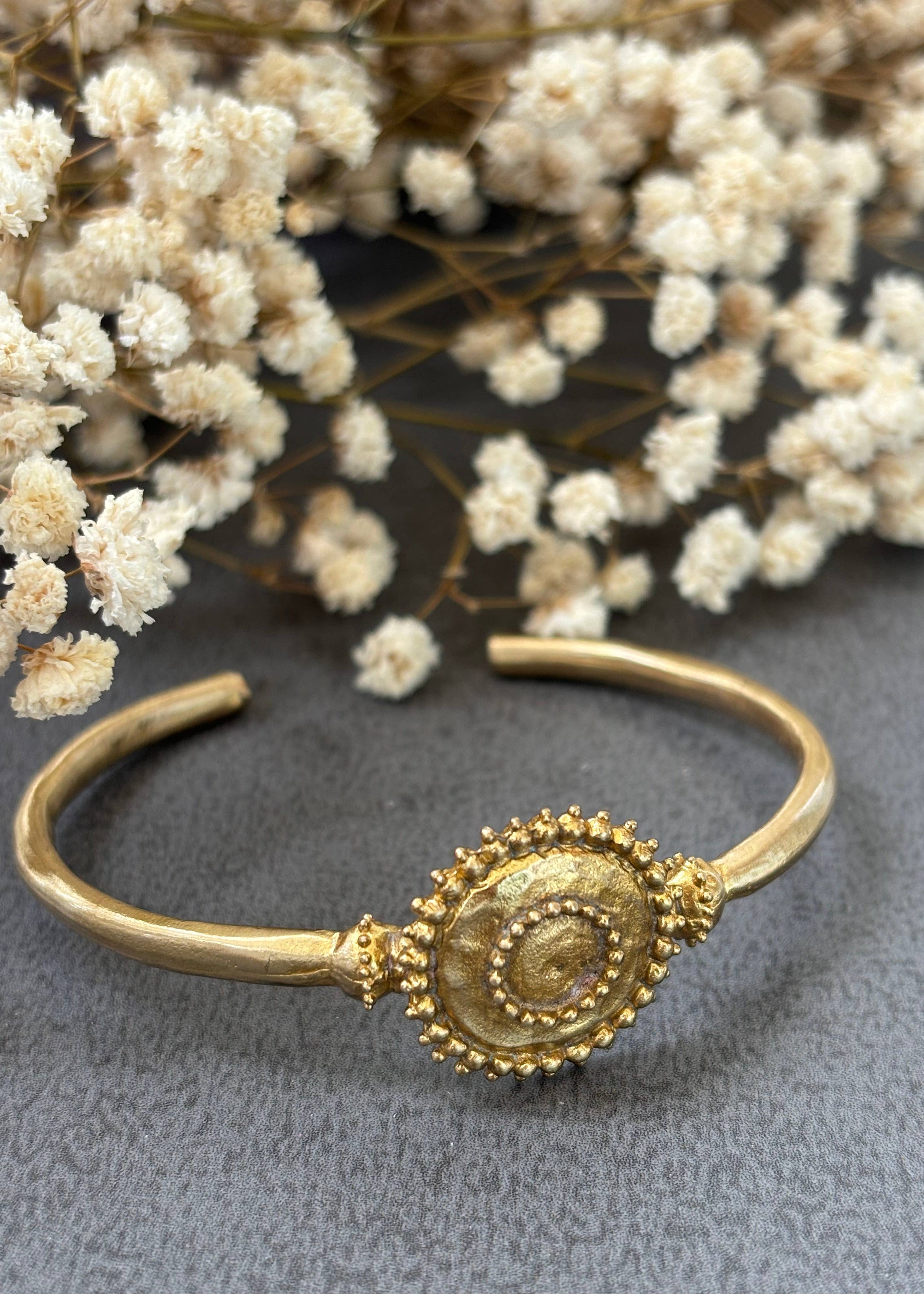 Nakila Collective: Kaavya Cuff