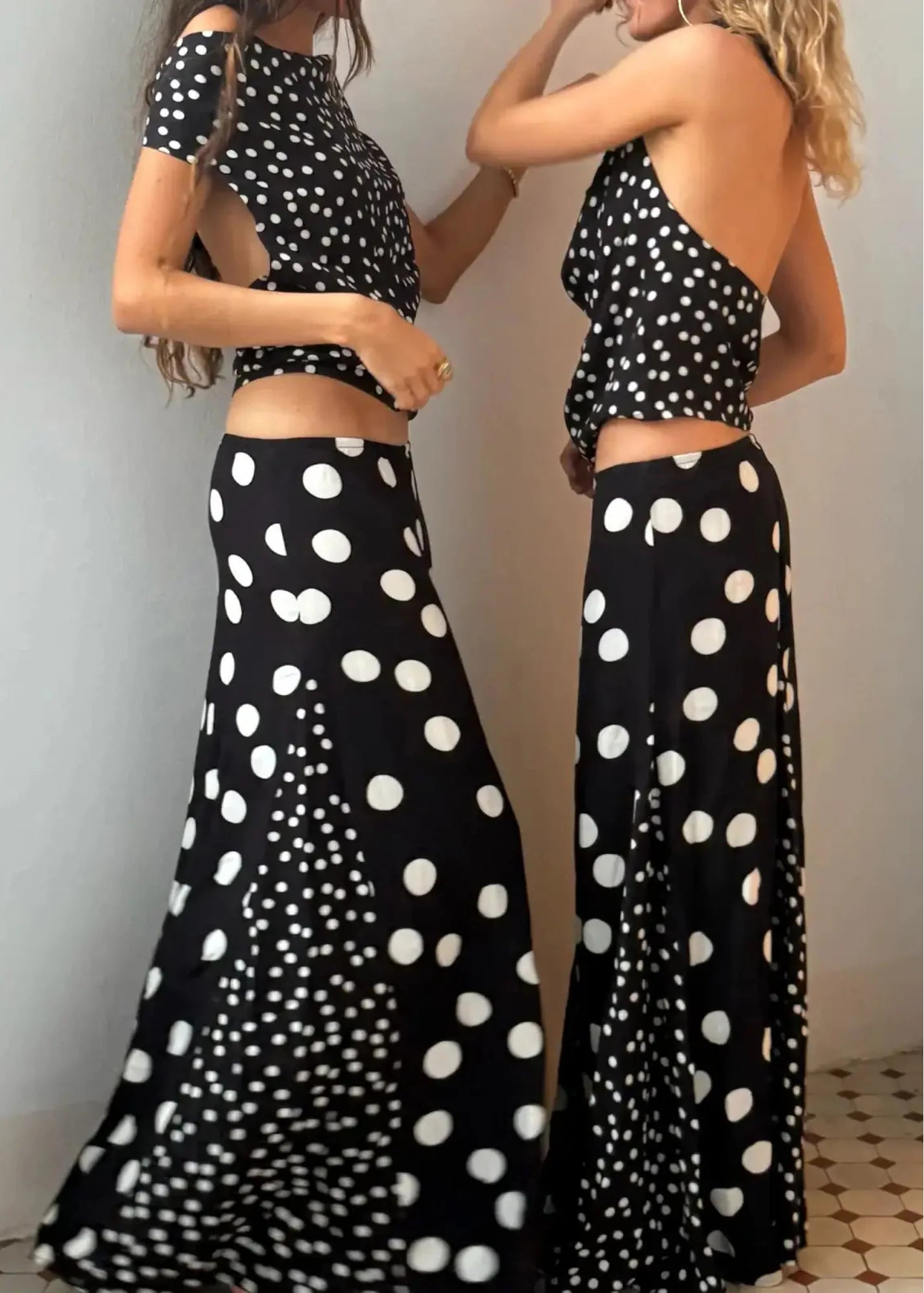 Susmies: Lola Maxi Skirt in Midnight