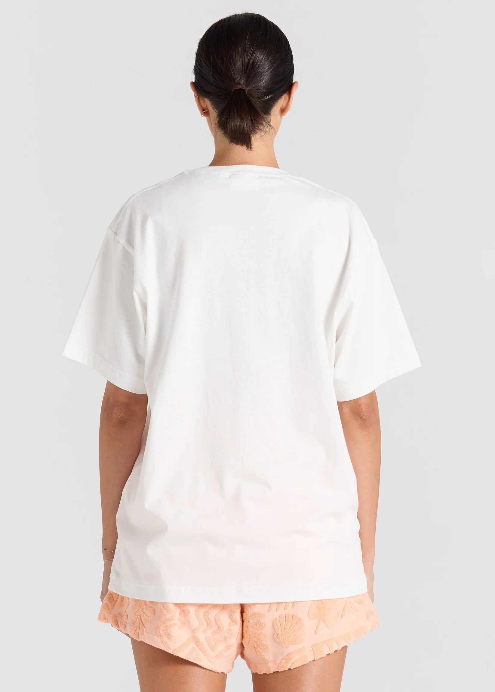 Poolside Paradiso: Maui Tee in Vanilla