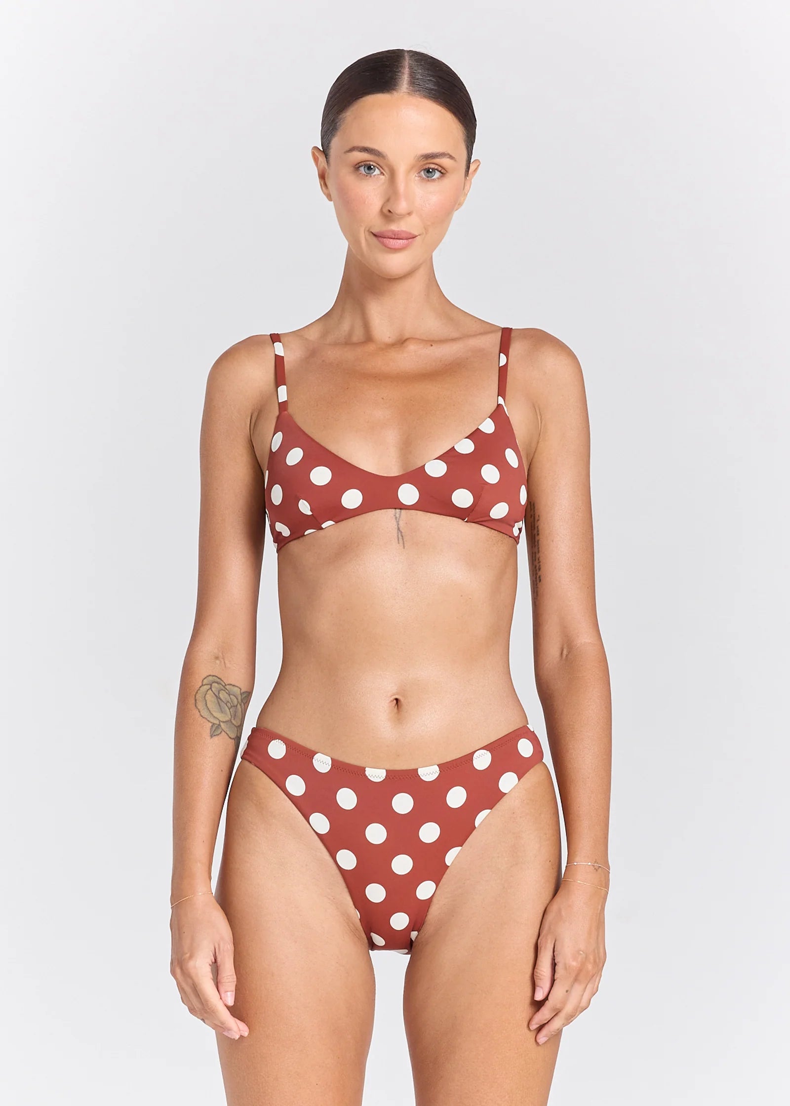 Poolside Paradiso: Seaside Isola Bikini Top in Sienna
