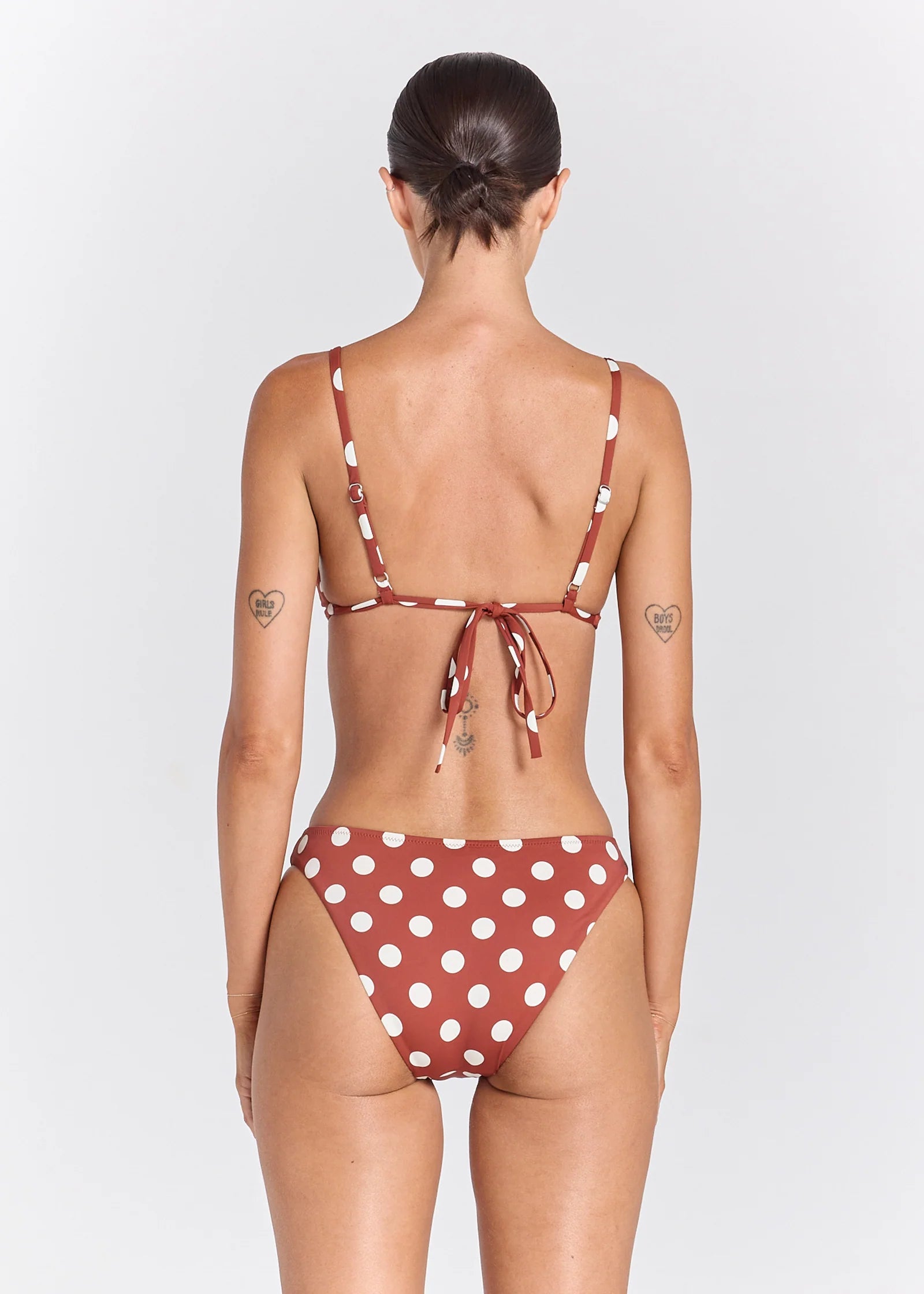 Poolside Paradiso: Seaside Isola Bikini Top in Sienna