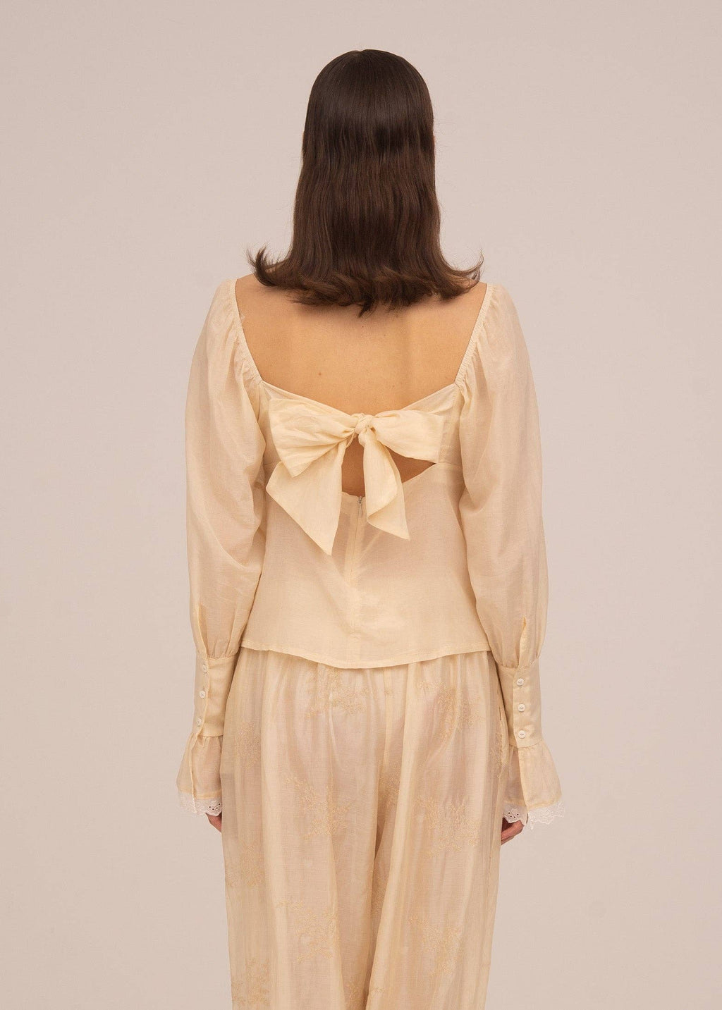 Carmen Says: Crush Blouse in Cream